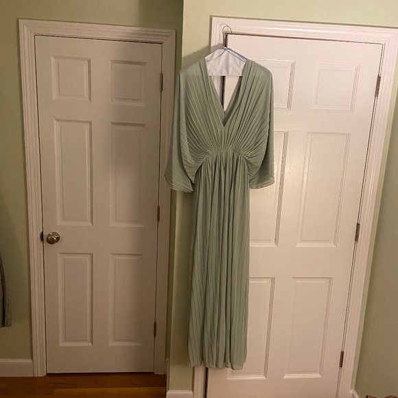 mango sage green dress Mac Duggal - Green Floral Embellished Flutter Sleeve Midi Dress main image 0